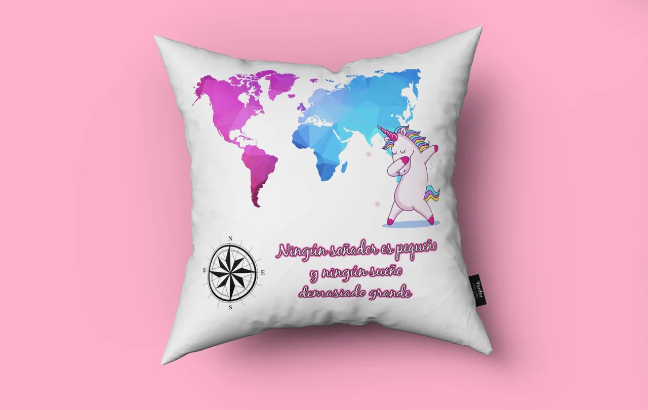 Almohada de unicornio sublimada